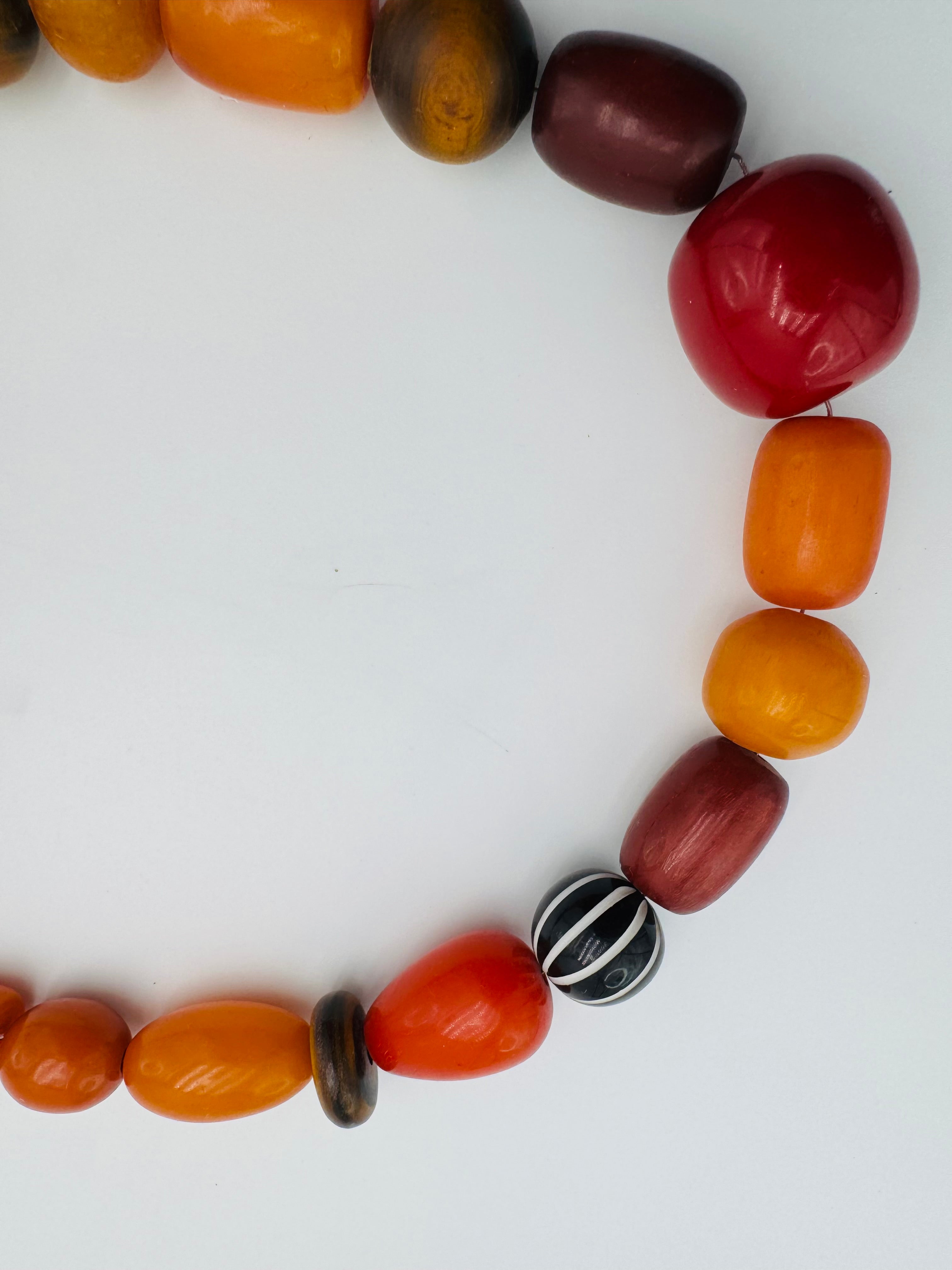 Kette aus Resin Mix