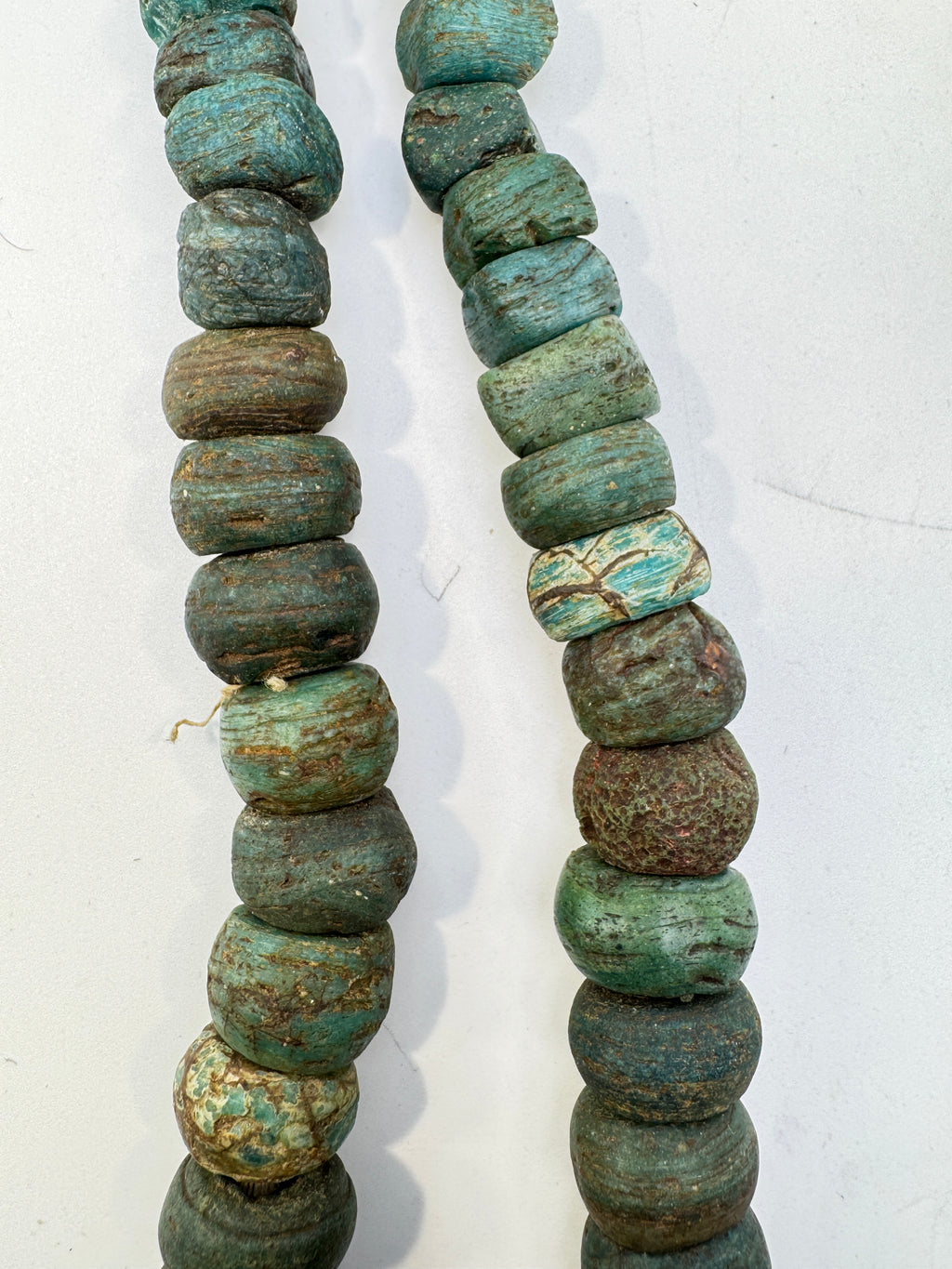 STRANG ALTE GLASPERLEN| HEBRON BEADS| 063