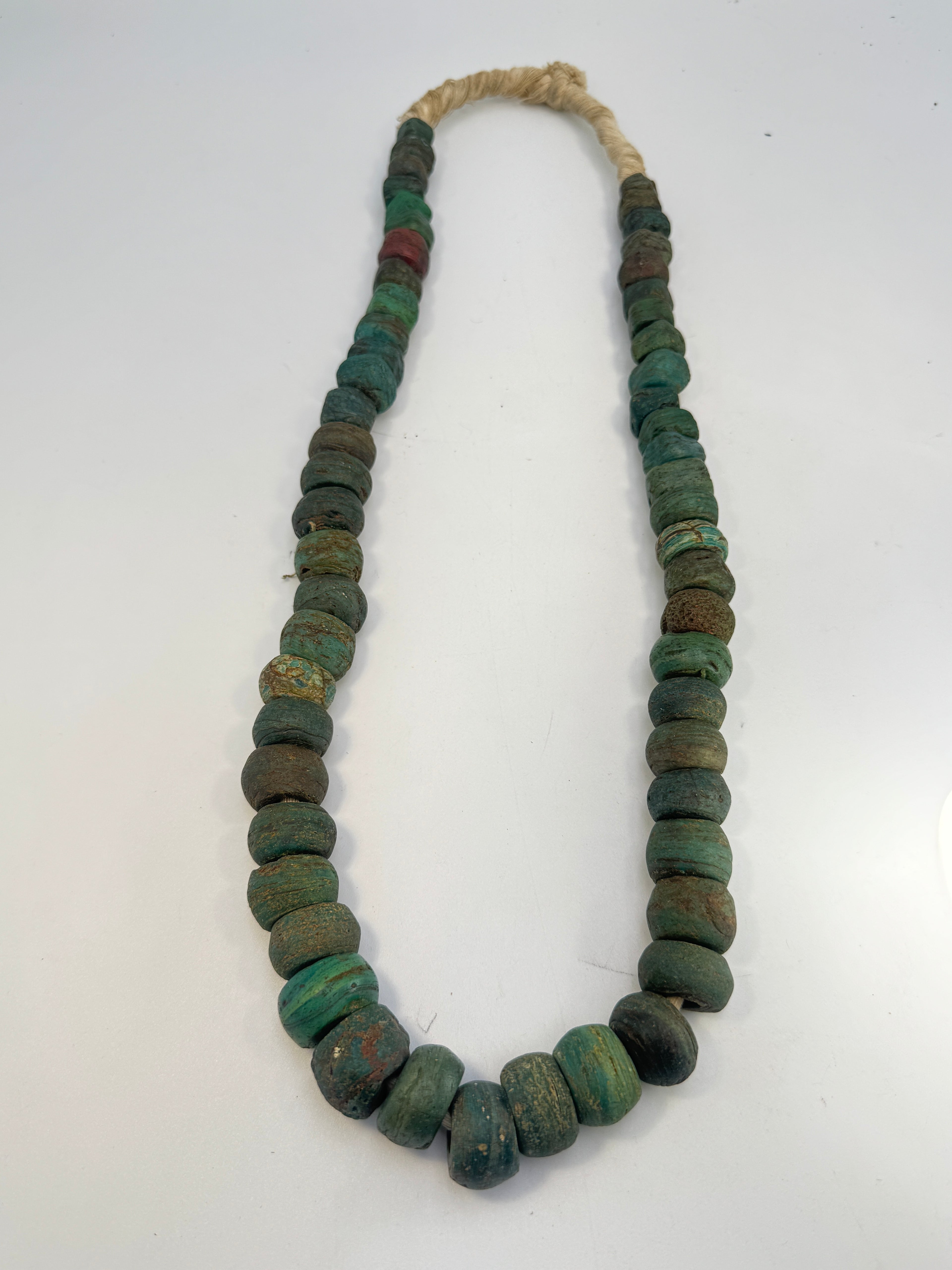 STRANG ALTE GLASPERLEN| HEBRON BEADS| 063