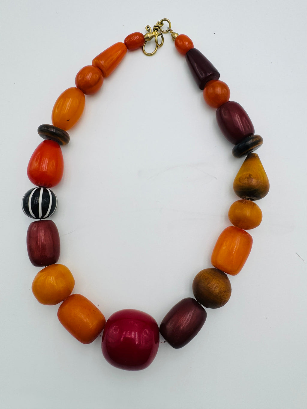 Kette aus Resin Mix