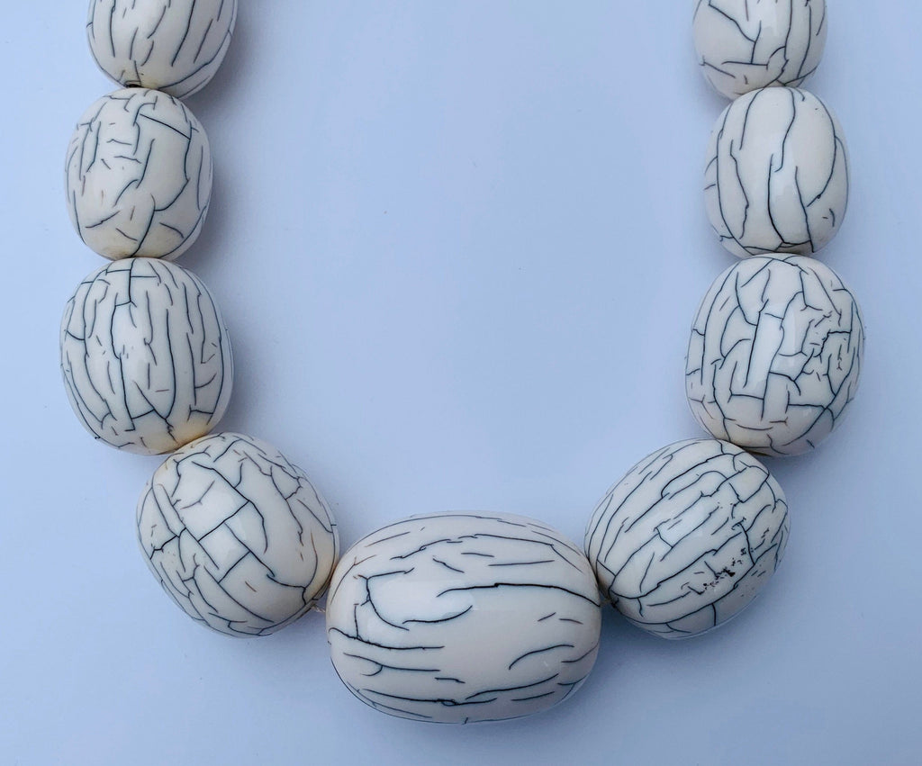 Kette Resin | Harz  Perlen Unique Necklace Tribal Beads