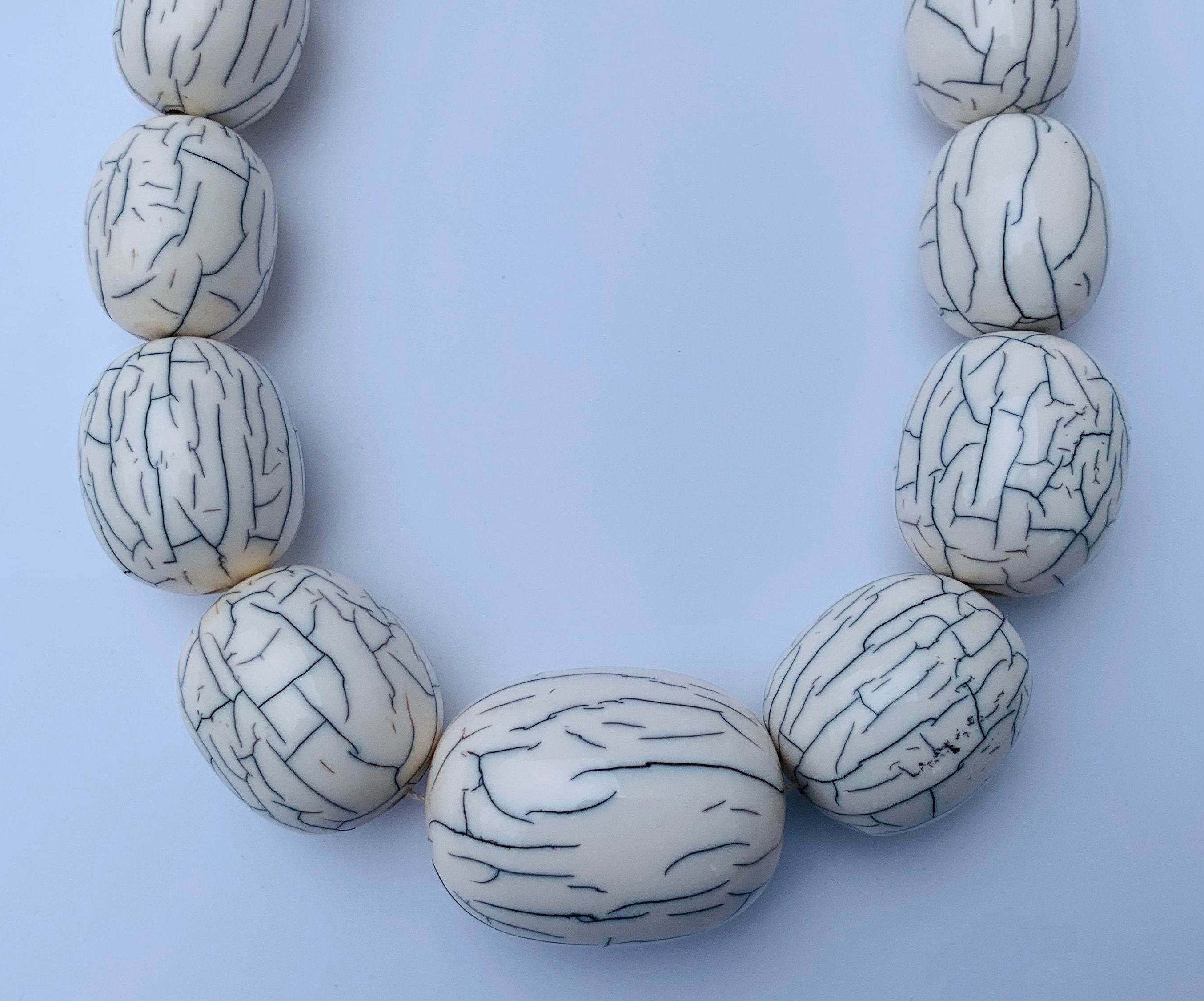 Kette Resin | Harz  Perlen Unique Necklace Tribal Beads