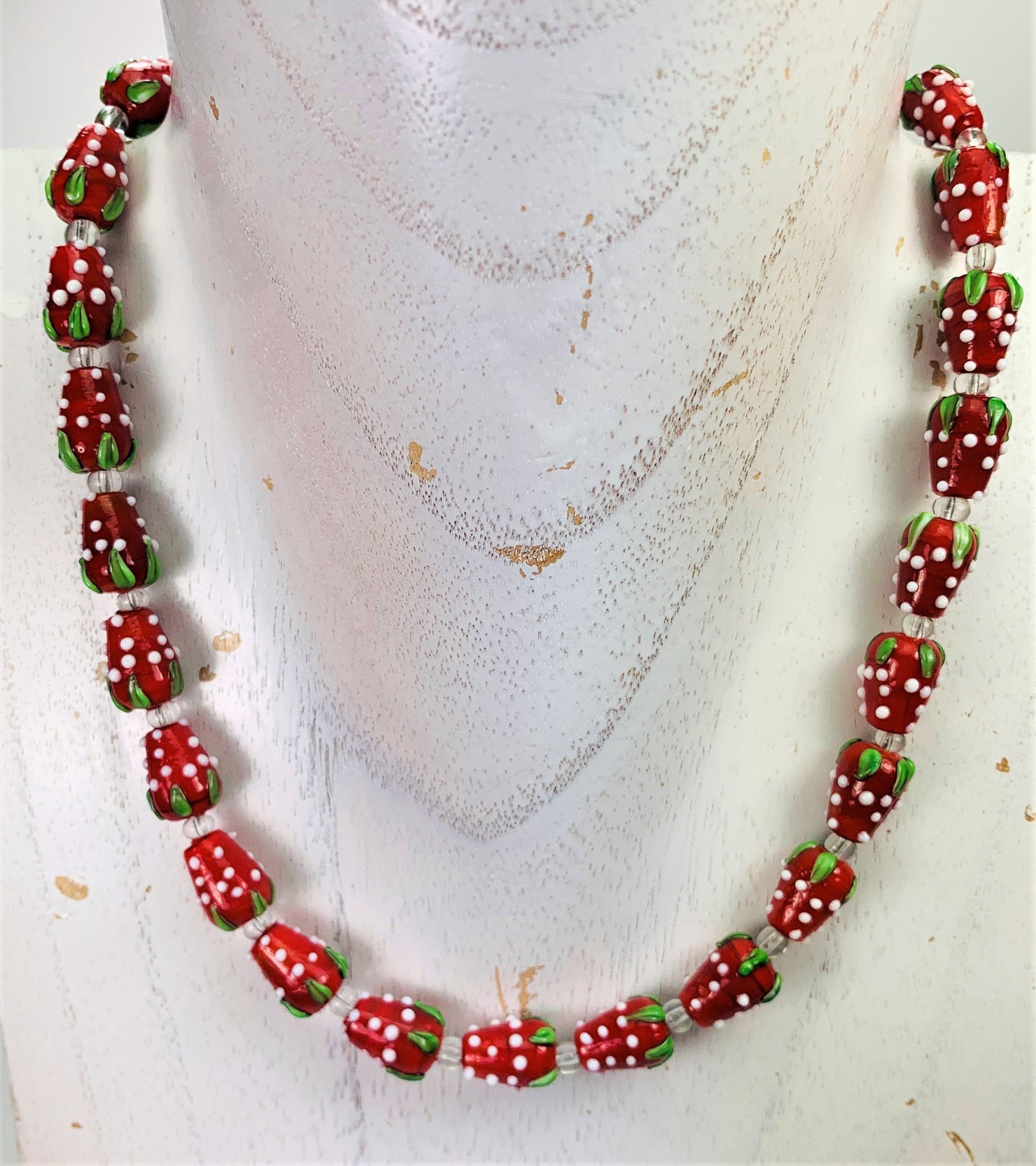 Kette Glasperlen Erdbeeren Glass Beads Handmade Unique Necklace