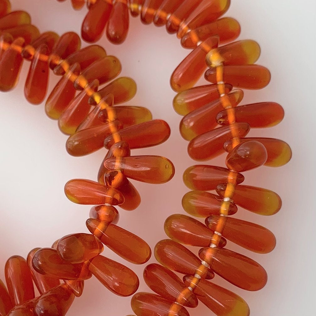 Böhmische Glasperlen | Tropfenform | Orange | Bohemian | Handgefertigt | Vintage | BeadsCompany  SN18
