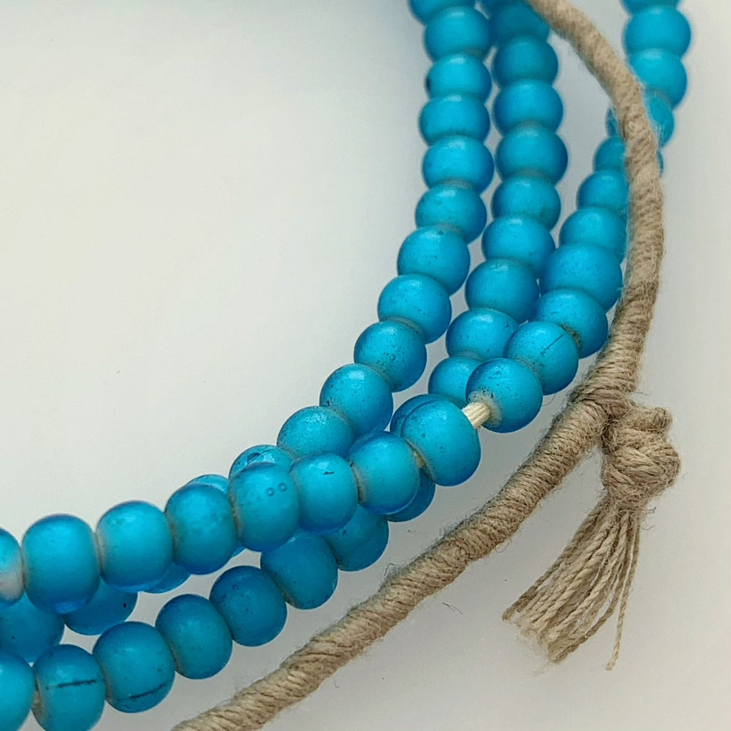 Bömische Glasperlen | Handgefertigte Perlen | Unikat Perlen | White Hearts | Bohemian Beads | Erstklassige Qualität | BeadsCompany SN40