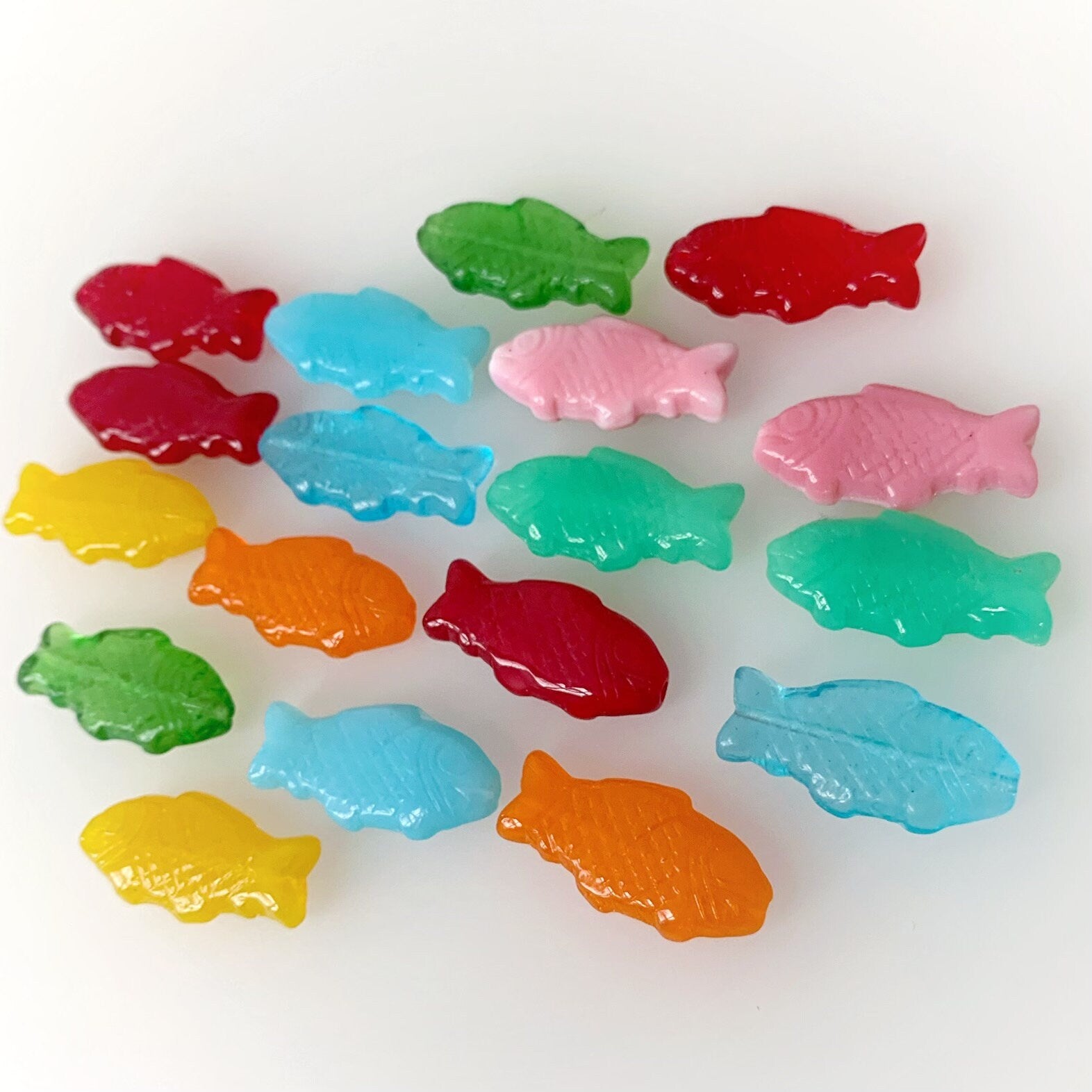18 Böhmische Glasperlen | Fische | Bunter Mix | Bohemian | MN10 BeadsCompany