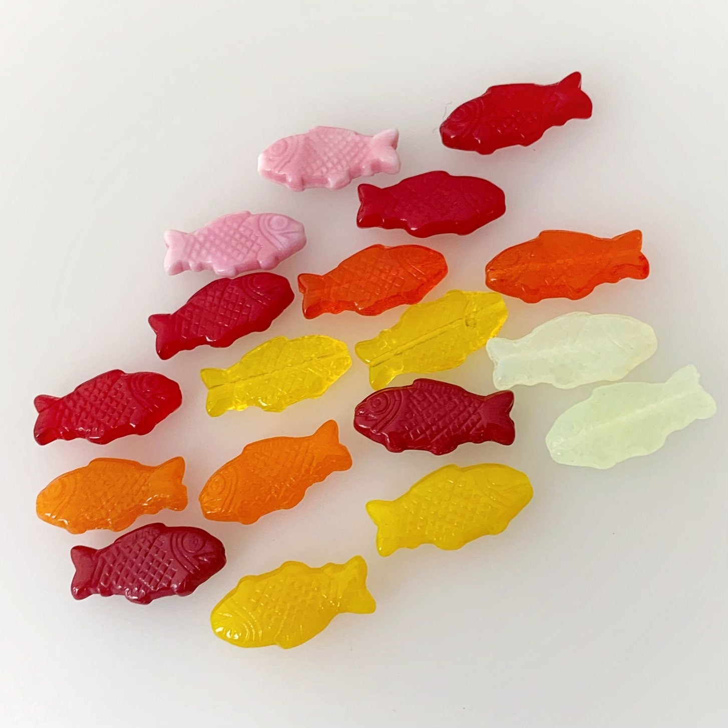 18 Böhmische Glasperlen | Fische | Bunter Mix | Bohemian | MN12 BeadsCompany